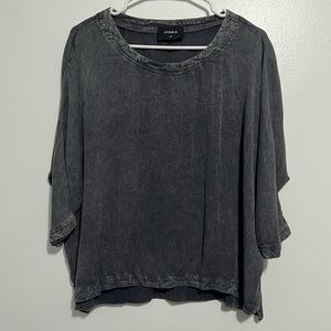 Storia top, size M - like new!